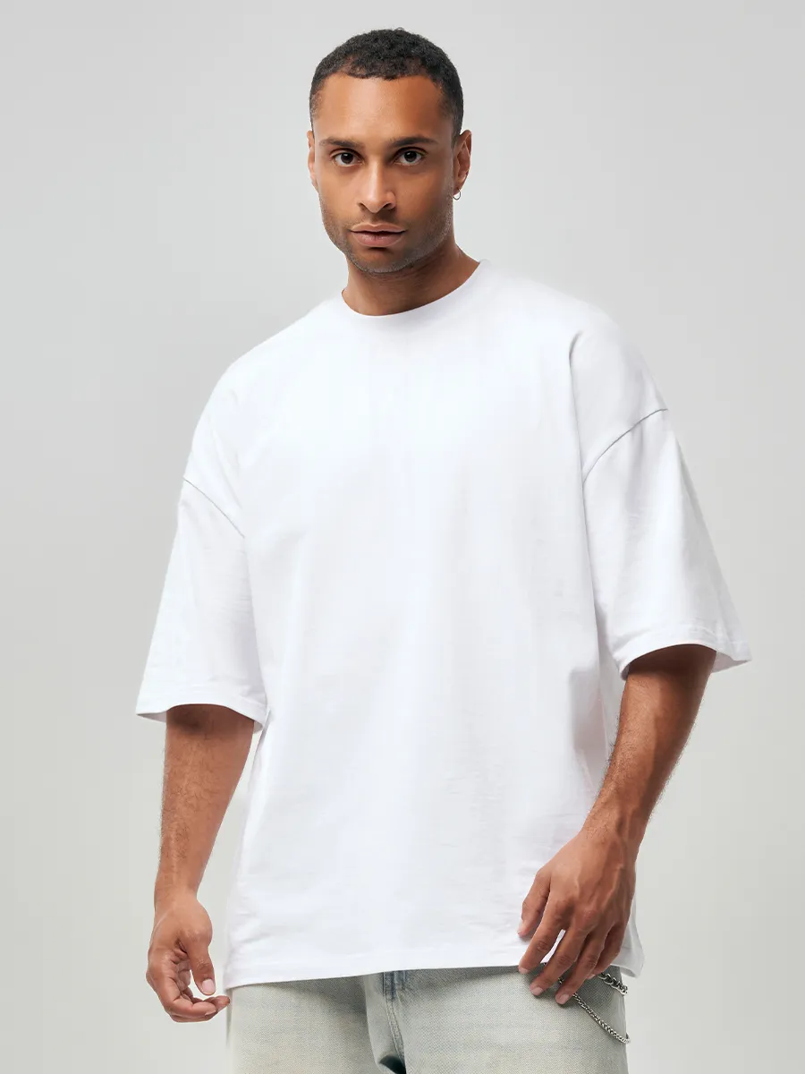 Белая футболка oversize — фото поставщика